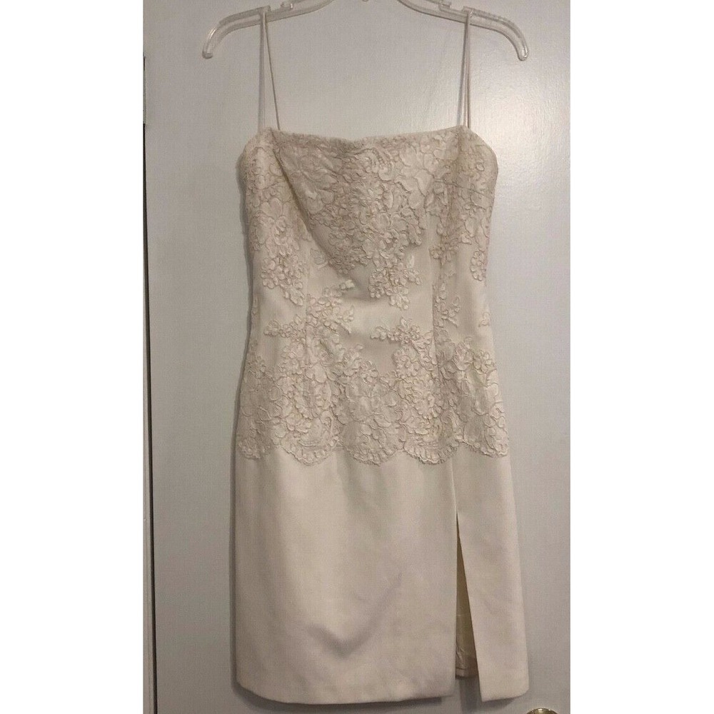 $1200 Carmen Marc Valvo Cream Lace Special Occasion Wedding Slit Dress, Size 6-8